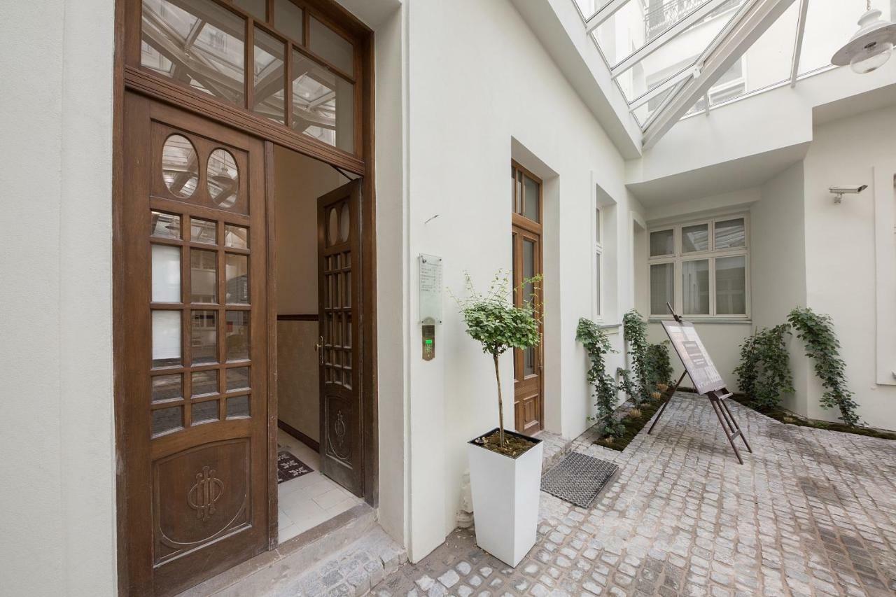 Shortstaypoland Noakowskiego Varsóvia Exterior foto